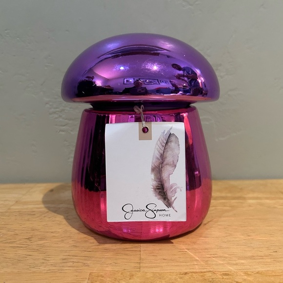 Jessica Simpson Dazzling Dragonfruit Metallic Purple Scented Candle. NWTS. - Picture 2 of 5